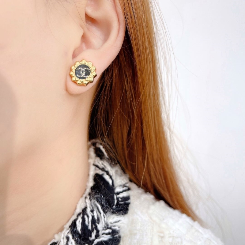 Ch**el earrings